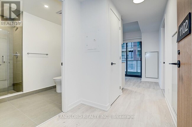 Photo du bâtiment - 35 Parliament St