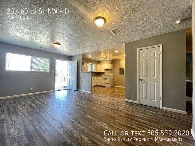 Foto del edificio - 237 63rd St NW