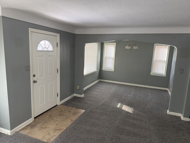 Foto del edificio - 4177 Ellison Rd