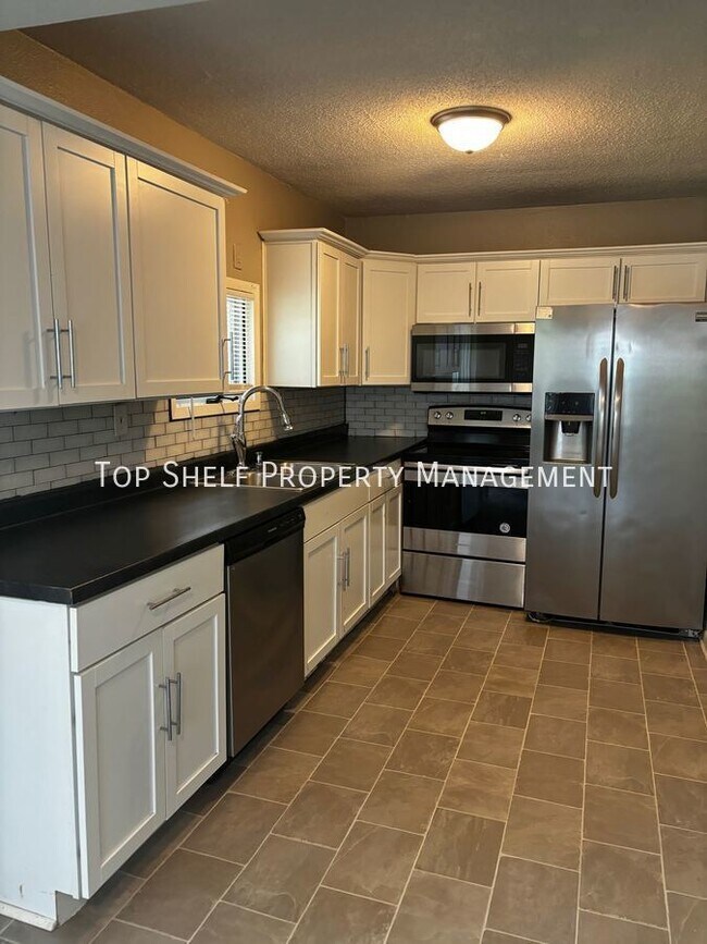 Foto del edificio - 7507 SW 12th St