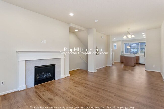 Foto del edificio - Great Two Bedroom Home In Sherwood! ~Must See The Balcony!