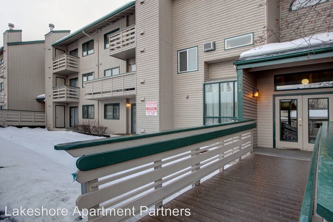 Building Photo - 2500 Sentry Dr