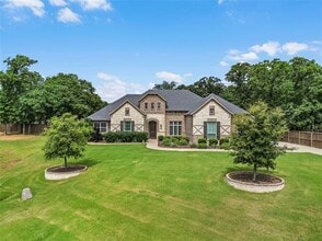 Building Photo - 4109 Crosswind St