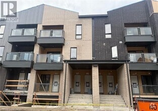 Building Photo - 99 REVERIE Wy