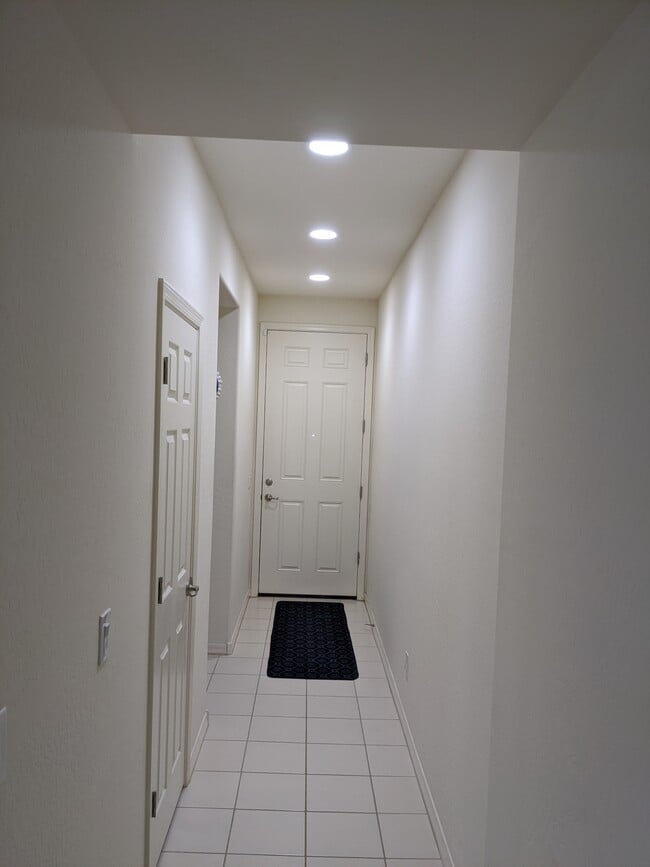 Foyer - 22084 N 98th Dr
