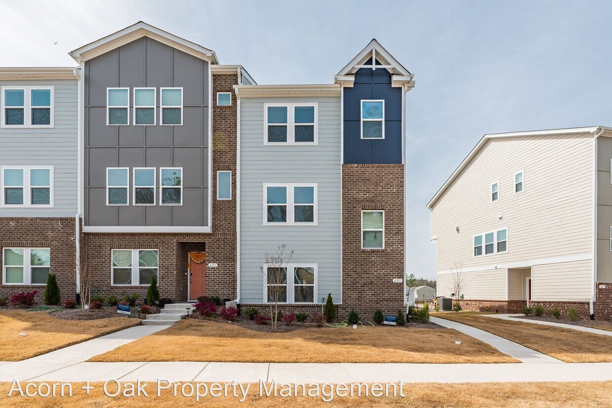 4 br, 3.5 bath House 623 Firebrick Drive House Rental in Cary, NC