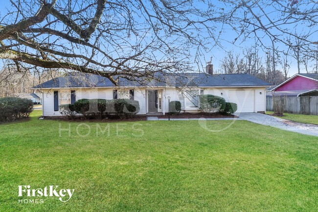 Building Photo - 5800 Old Meadow Rd