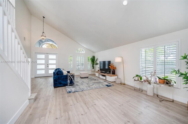 Foto del edificio - 1381 NW 144th Ave