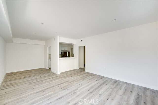 Building Photo - 14526 Hartland St