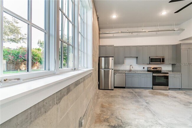 Foto del edificio - 3108 N Jefferson St
