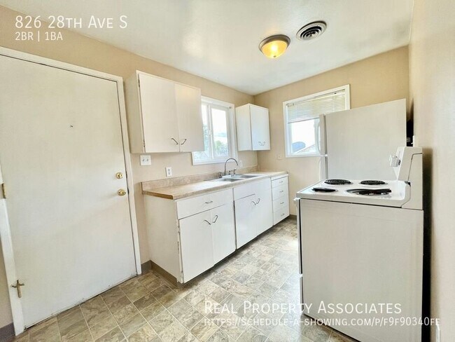 Foto del edificio - 826 28th Ave S