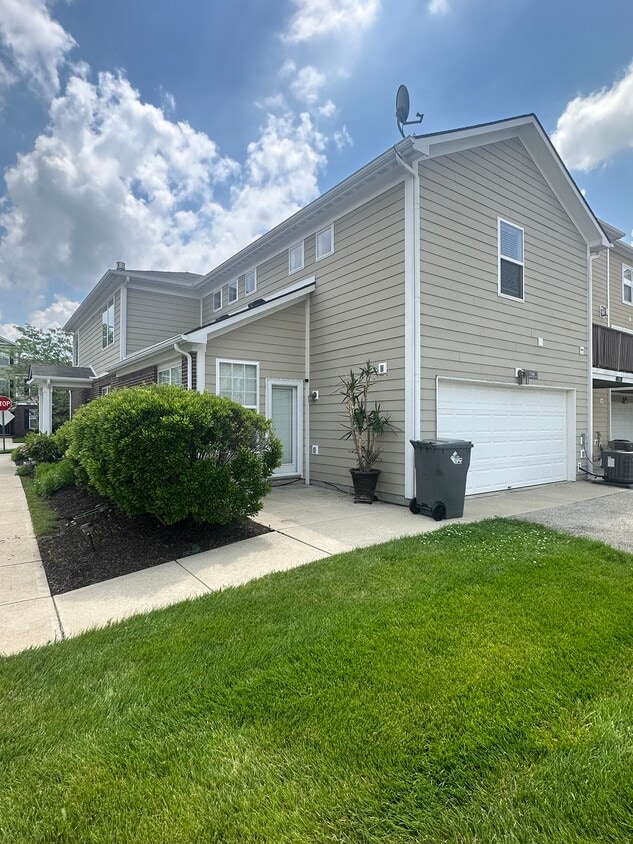 Photo - 7168 Marshbury Way