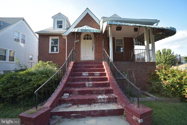 Building Photo - 4600 College Ave