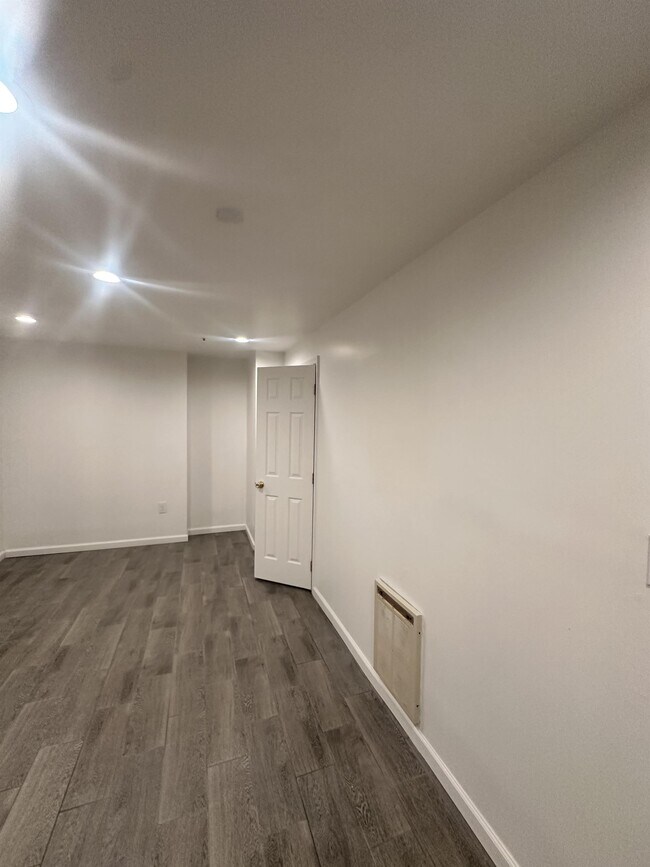 Building Photo - 4606 Winterberry Ln