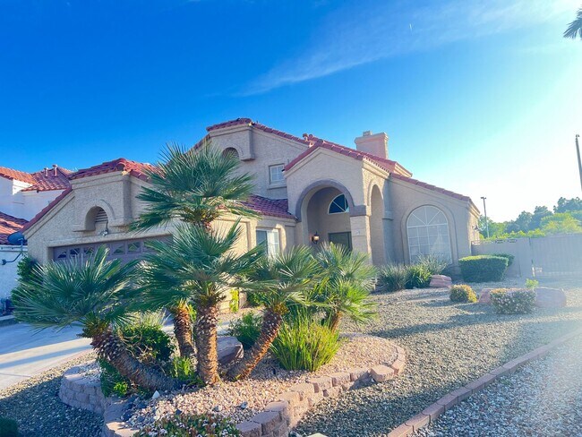 Foto del edificio - 3 BD 2.5 BATH HENDERSON HOME FOR RENT! W/ ...