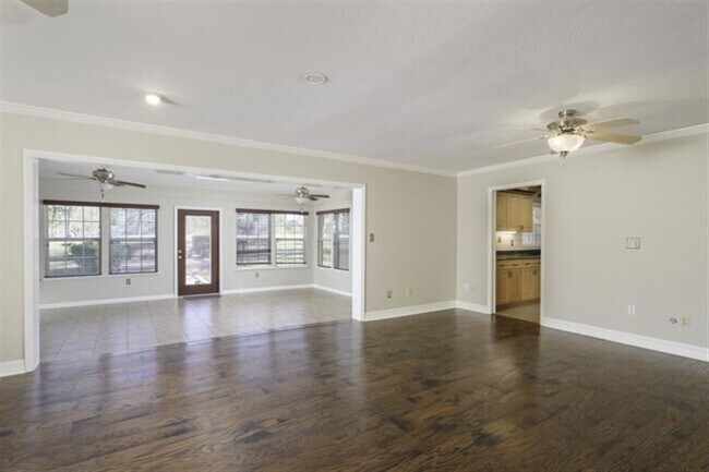 Foto del edificio - 35th way home rental