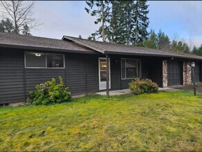 Building Photo - 12405 Zeller Rd SE