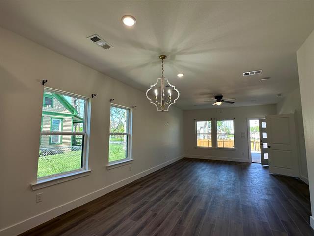 Building Photo - 505 N Wilhite St