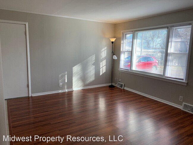 Building Photo - 2 br, 1 bath House - 1208 SW Jefferson St
