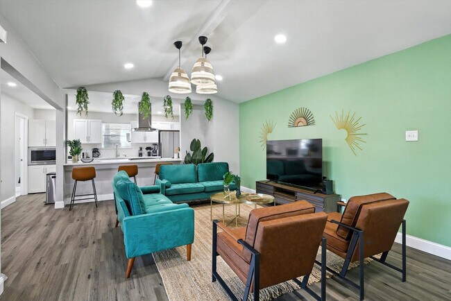 Foto del edificio - 1231 Springbrook Cir