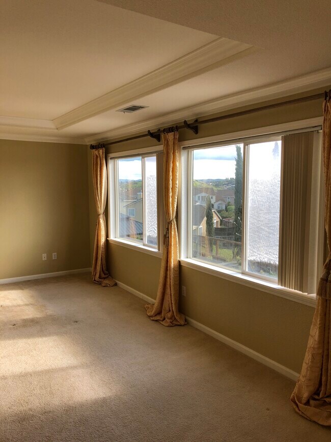 Building Photo - 3549 Headwater Dr