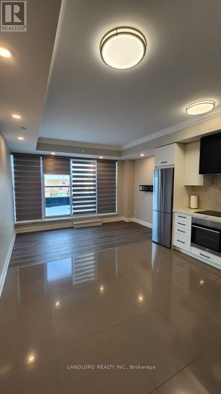 Photo du bâtiment - 899 Queen St E