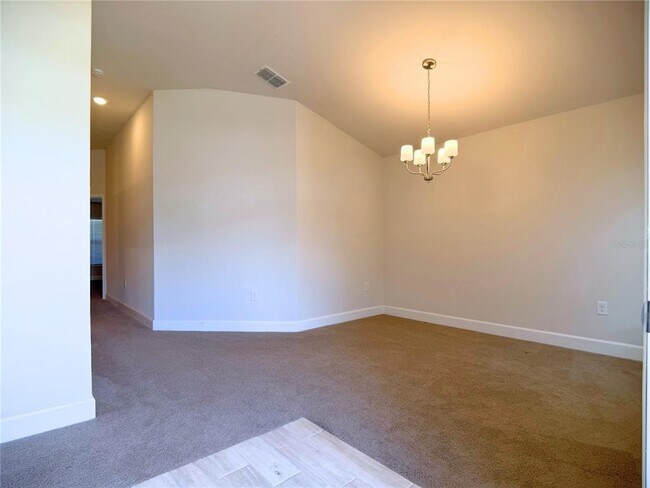 Foto del edificio - 4549 SE 25th Loop