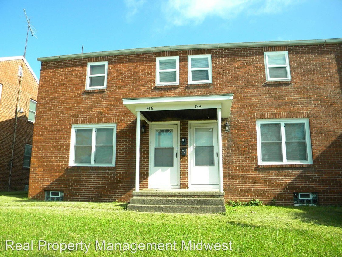 Primary Photo - 746 W 4th St