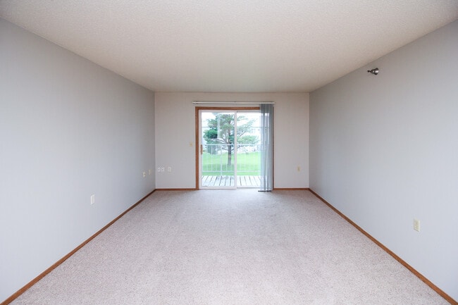 Building Photo - Wheatridge Apartments & Townhomes