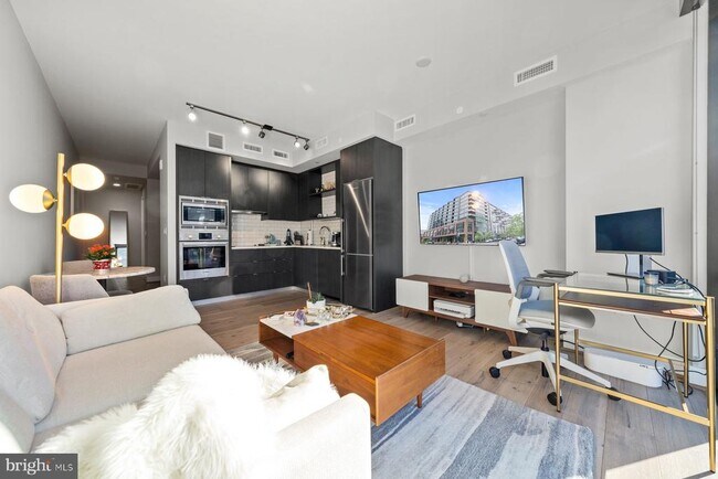 Foto del edificio - 1300 4th St SE