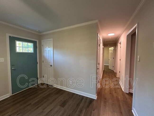 Building Photo - 432 S Kerr Ave