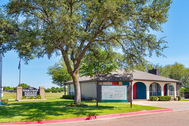 Building Photo - Heritage Square