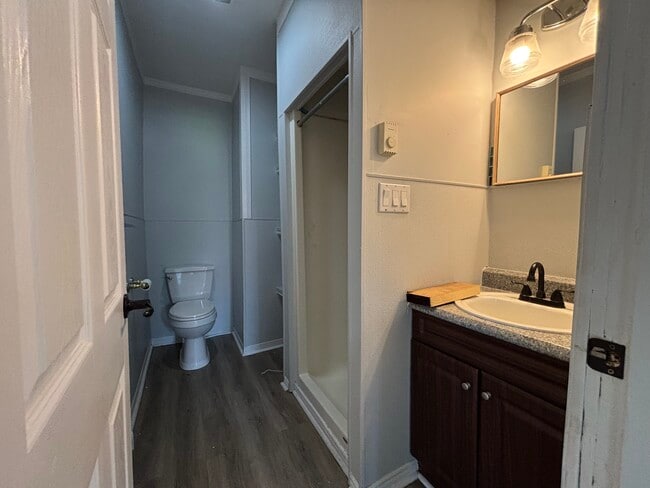 Photo du bâtiment - 2 Bed 1 Bath Appartement