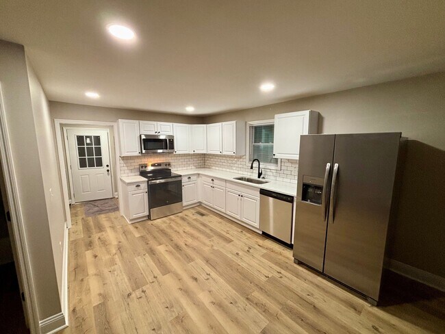 Foto del edificio - 2207 Swanson Ct NW