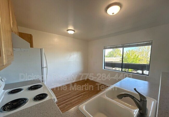 Foto del edificio - 3167 Cashill Blvd