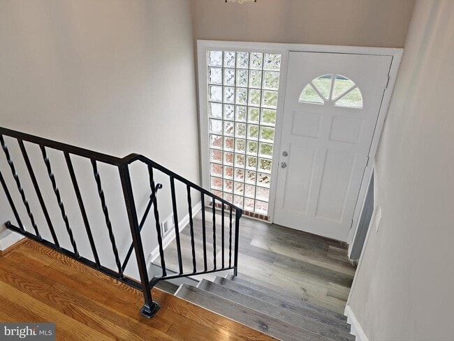 Building Photo - 4001 Starbrook Rd