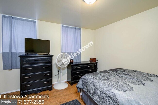 Foto del edificio - 117 Roberta Jean Ave