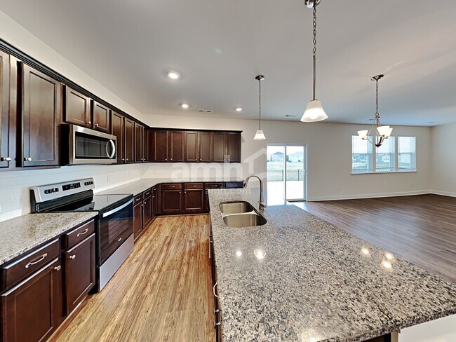 Building Photo - 4841 Chutney Dr