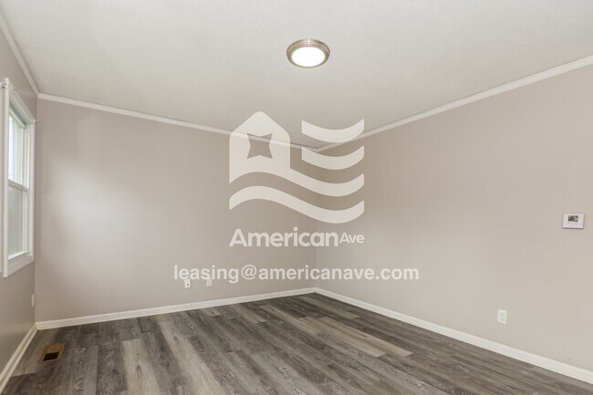 Foto del edificio - 1412 Guenther Rd