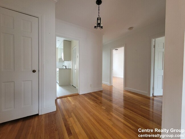 Foto del edificio - 76 Strathmore Rd