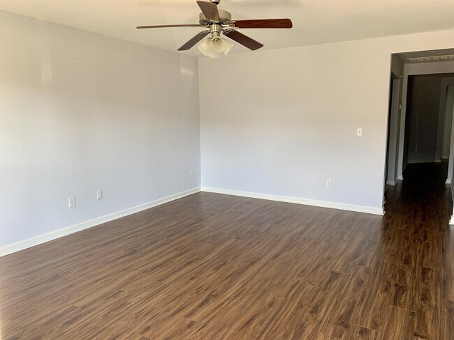 Building Photo - 6224 Townley Way
