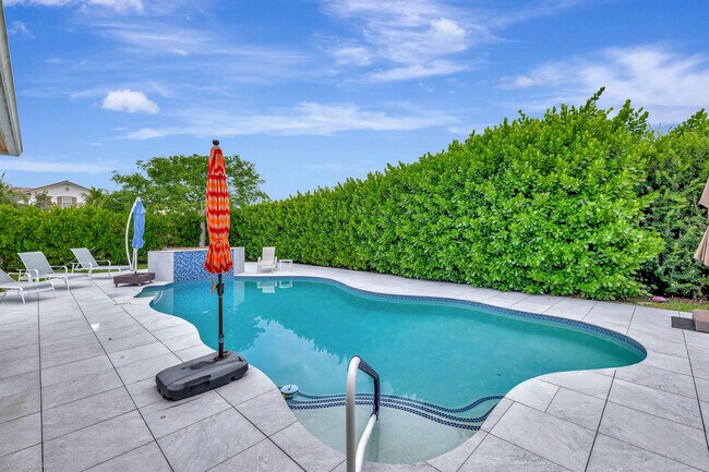 Foto del edificio - 12093 NW 79th Ct