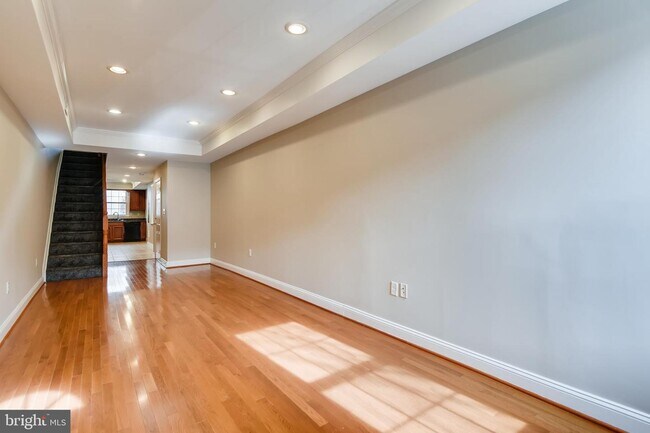 Building Photo - 2530 Fait Ave