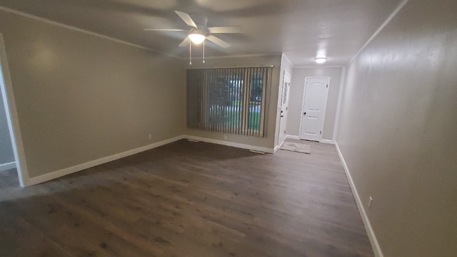 Foto del edificio - 330 Fager Dr