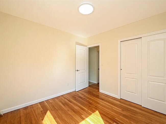 Bedroom - 1027 Saint Johnland Rd