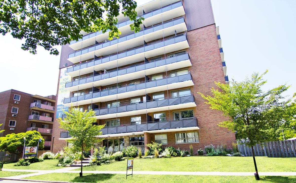 Primary Photo - Mapleview Manor