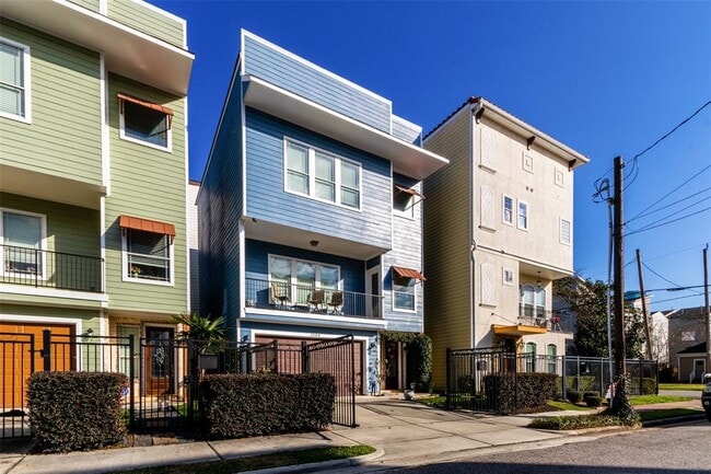 Building Photo - 1504 Colorado St