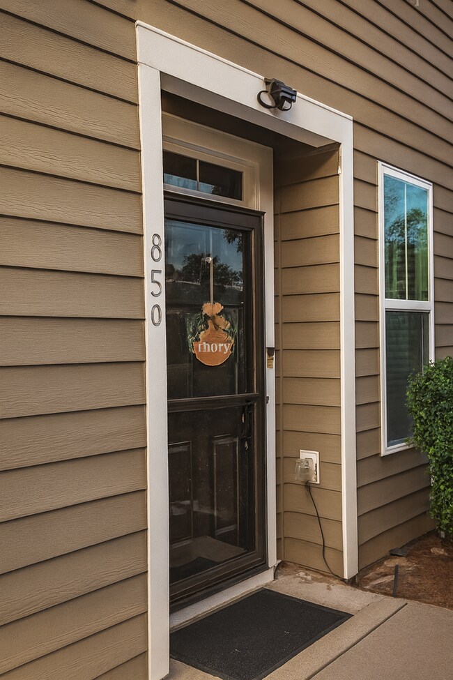 Foto del edificio - 850 New Derby Ln