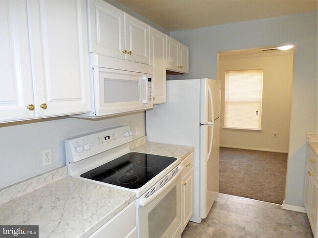 Foto del edificio - 7804 Guildberry Ct