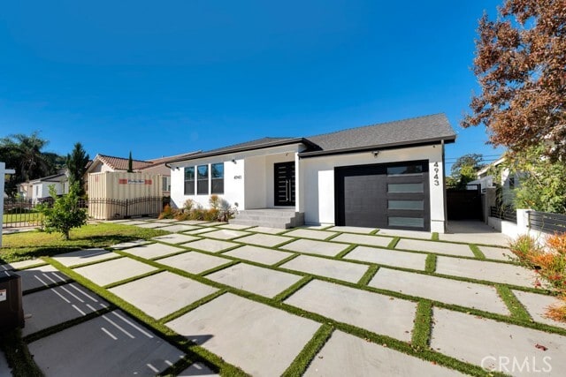 Building Photo - 4941 Hesperia Ave